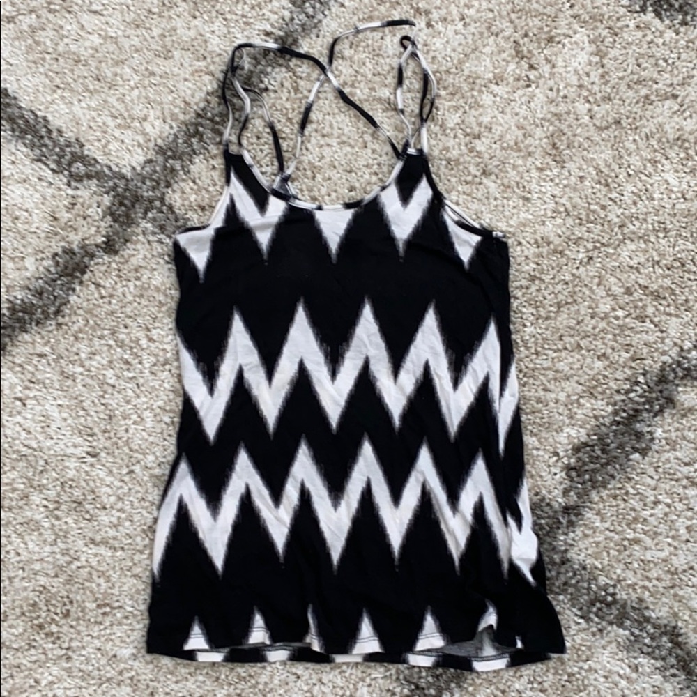 Black & white chevron pattern cotton tank